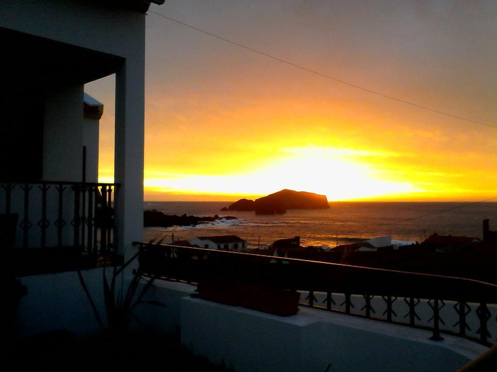 Casa Por Do Sol Villa Mosteiros  Exterior photo
